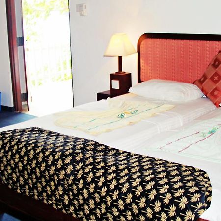 Hotel Araliya Villa Balapitiya Kültér fotó